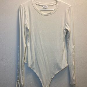 Nanamacs White Lace Up Sleeves Bodysuit Size Medium